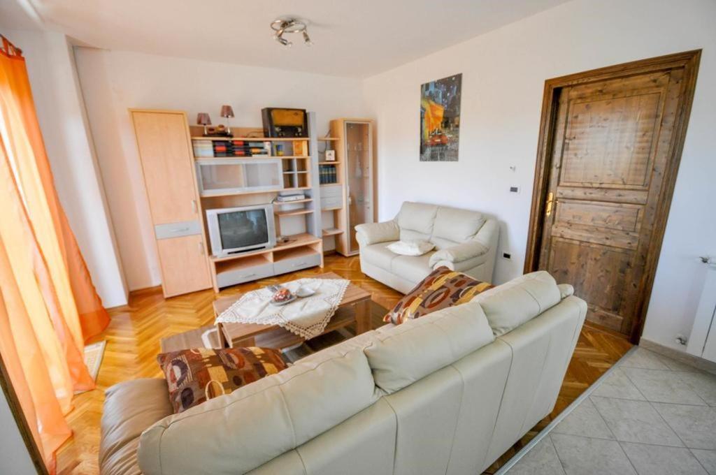 Angela Apartment Novigrad  Luaran gambar